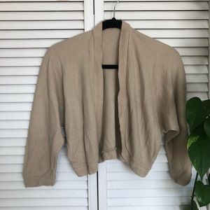 1960s Dolman sleeve cropped sweater